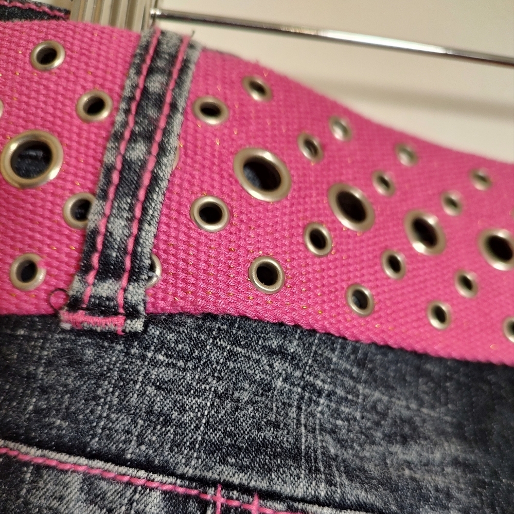 Goddess Trend Stylish Black Stone Washed Cropped Jeans With Pink Stitching - Picture 5 of 6